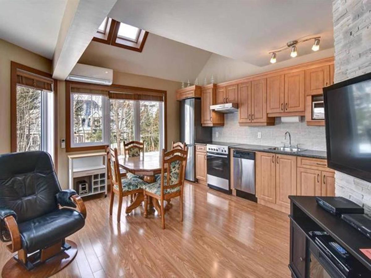 Bright Condo Near The Lake By Globalstay Mont-Tremblant Esterno foto
