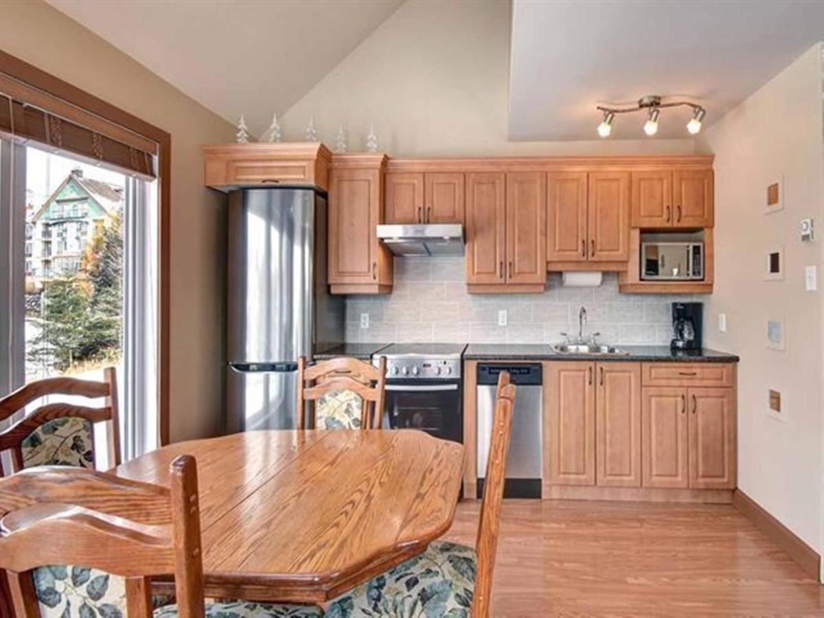 Bright Condo Near The Lake By Globalstay Mont-Tremblant Esterno foto