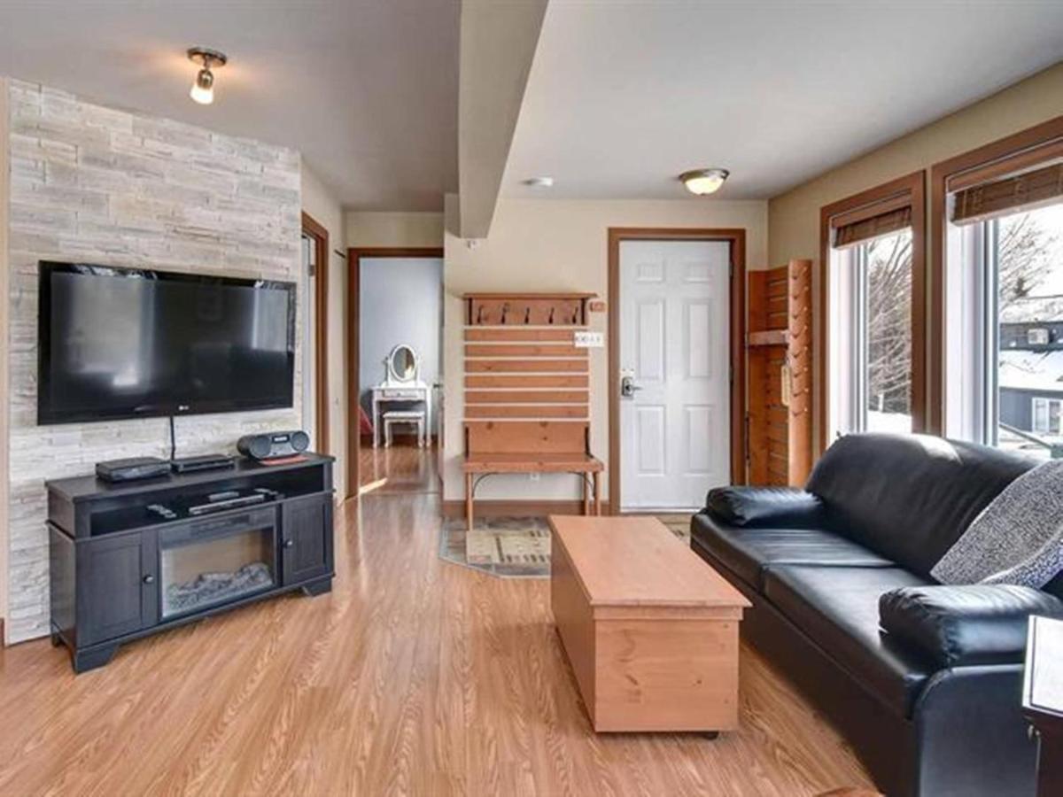 Bright Condo Near The Lake By Globalstay Mont-Tremblant Esterno foto